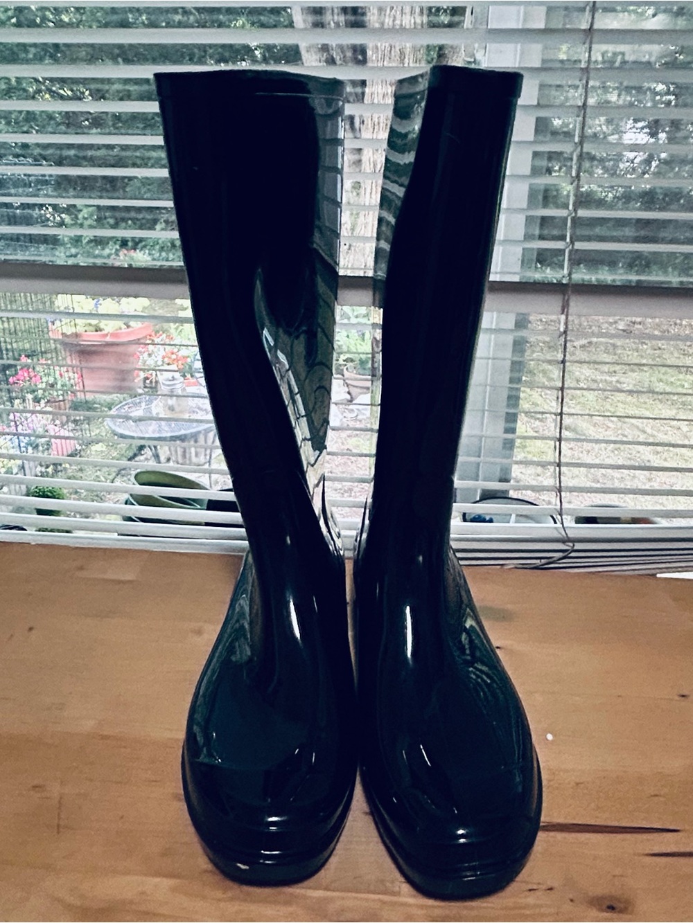 Time and Tru Tall Black Rubber Rain Boots Womens Size 7 Calf height